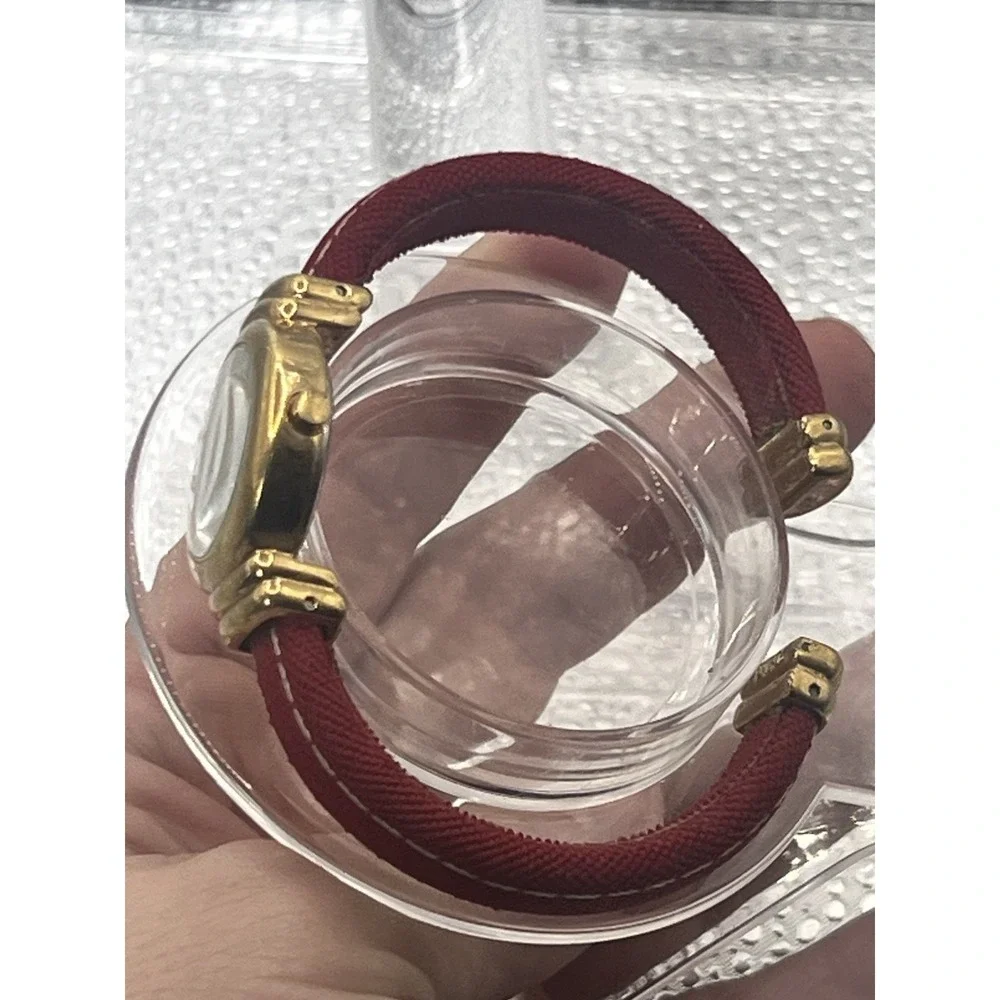 Quartz Japan Movement Gold Tone Women‎ Watch Red Bangel New Battery